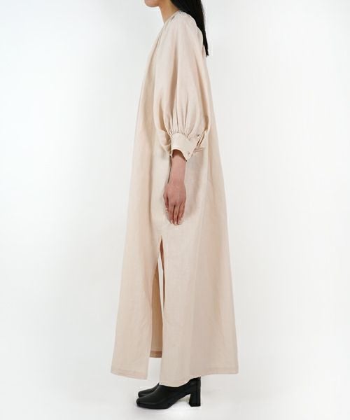HYKE＞LINEN SMOCKED MAXI DRESS | MAKES ONLINE STORE