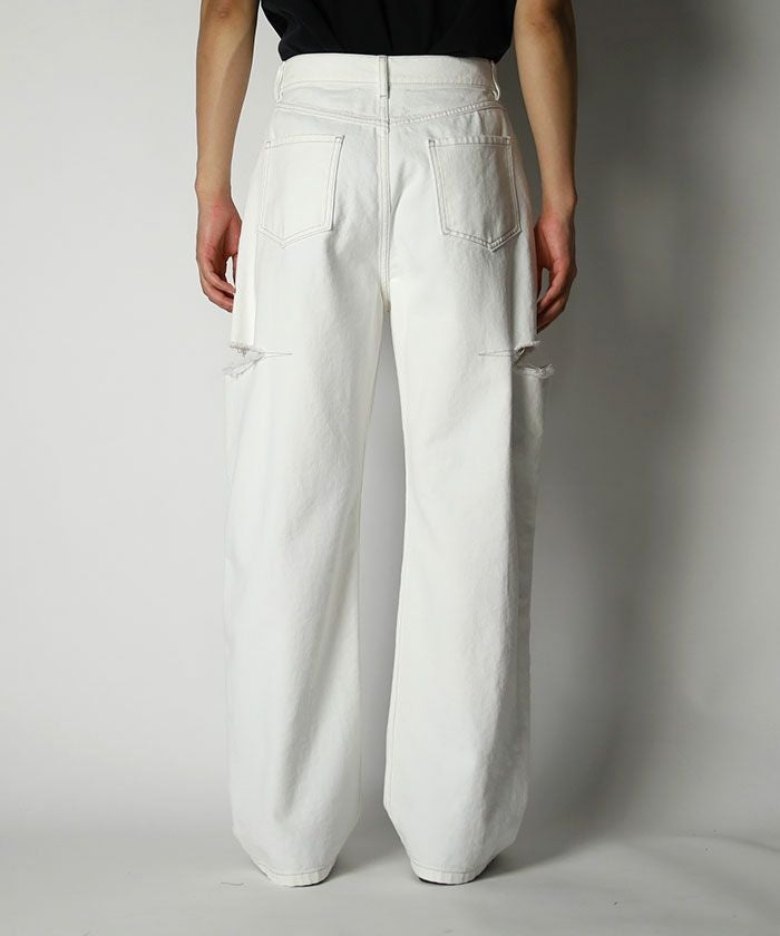 SLASH DETAIL DENIM JEANS