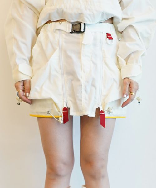 FUMIKA＿UCHIDA＞NYLON WAIST POCKET MINI SKIRT | MAKES ONLINE STORE