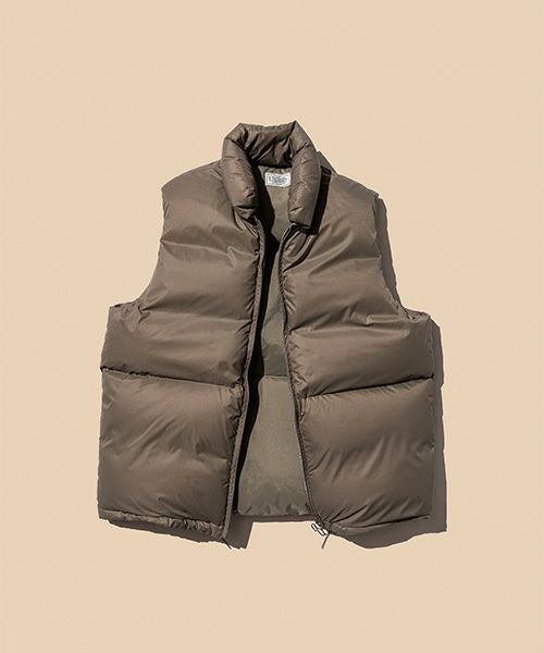 unlikely アンライクリー　シンプルダウンベスト　サイズM 中古・古着通販】Unlikely (アンライクリー) Unlikely Simple Down