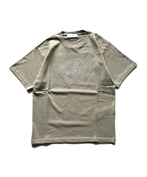 ＜STONE ISLAND＞PRINTED COTTON JERSEY WITH 'CAMO THREE' EMBROIDERY T-SHIRT(80152RCE8) 【2024SS】