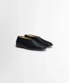 ＜LEMAIRE＞FLAT PIPED SLIPPERS (F00007LL0023/A)