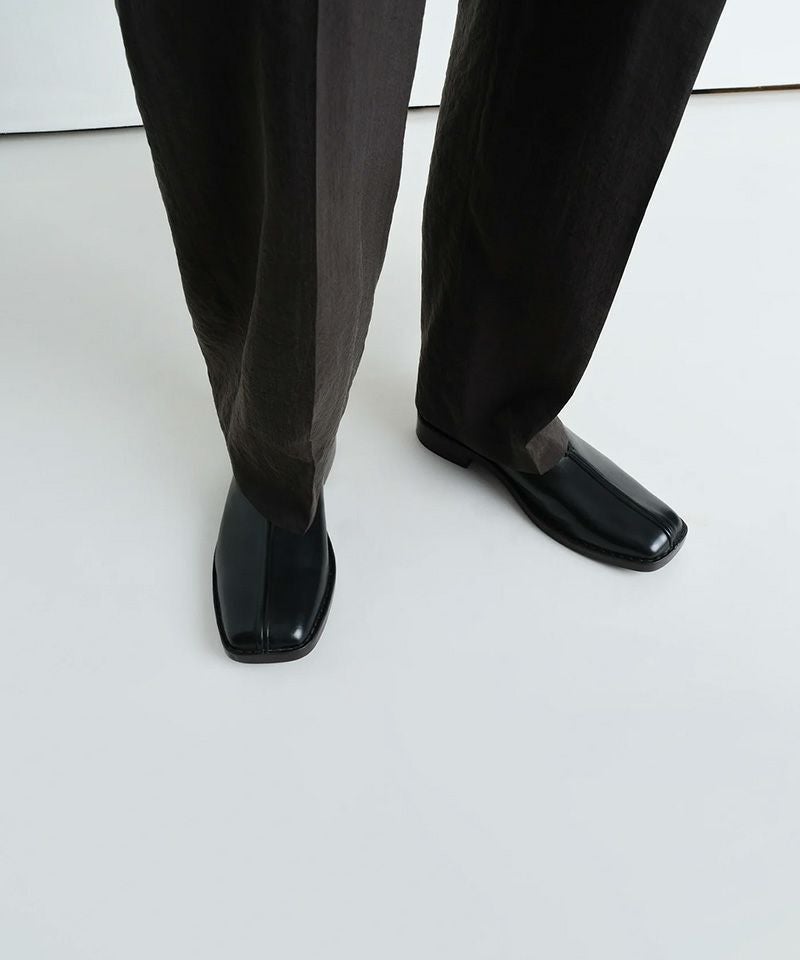 LEMAIRE＞FLAT PIPED SLIPPERS (F00007LL0023/A) | MAKES ONLINE STORE