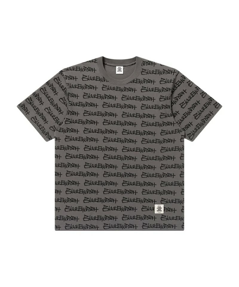 ＜BlackEyePatch＞FASTHAND SCRIPT PATTERNED TEE