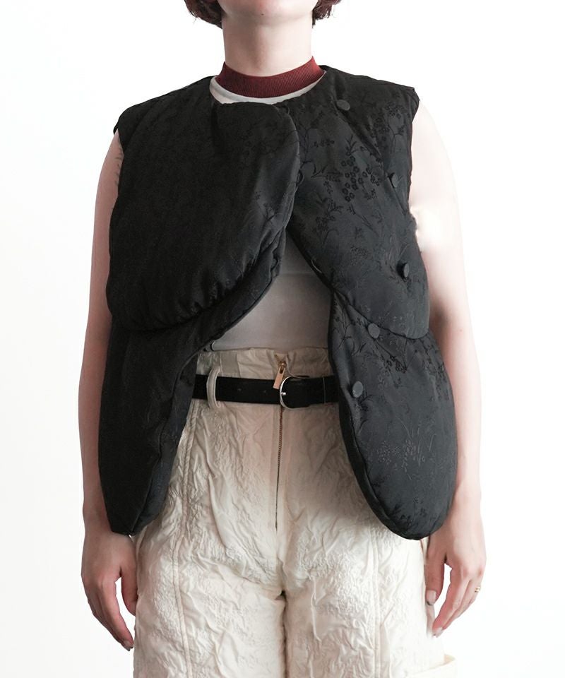 新品未使用　Floral Jacquard Sheer Vest マメクロゴウチ Floral Jacquard Sheer Vest | Mame Kurogouchi CLARK 入荷情報