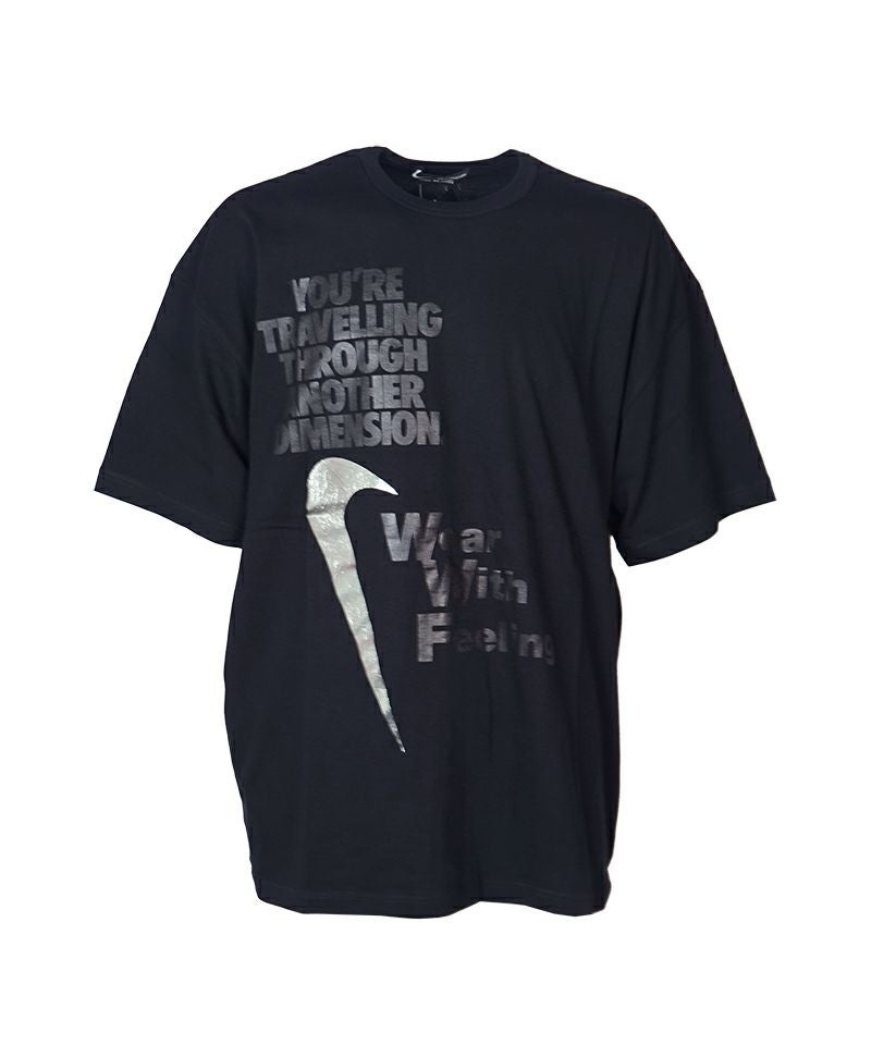 値下げ【美品・未使用】BLACK CDG NIKE アメフトシャツ ブラック コム デ ギャルソン x ナイキがコラボTシャツの新作を発売