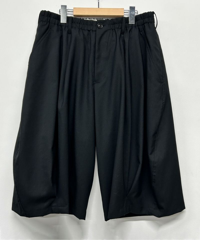 KHOKI＞Pleated Balloon Dress Shorts | MAKES ONLINE STORE