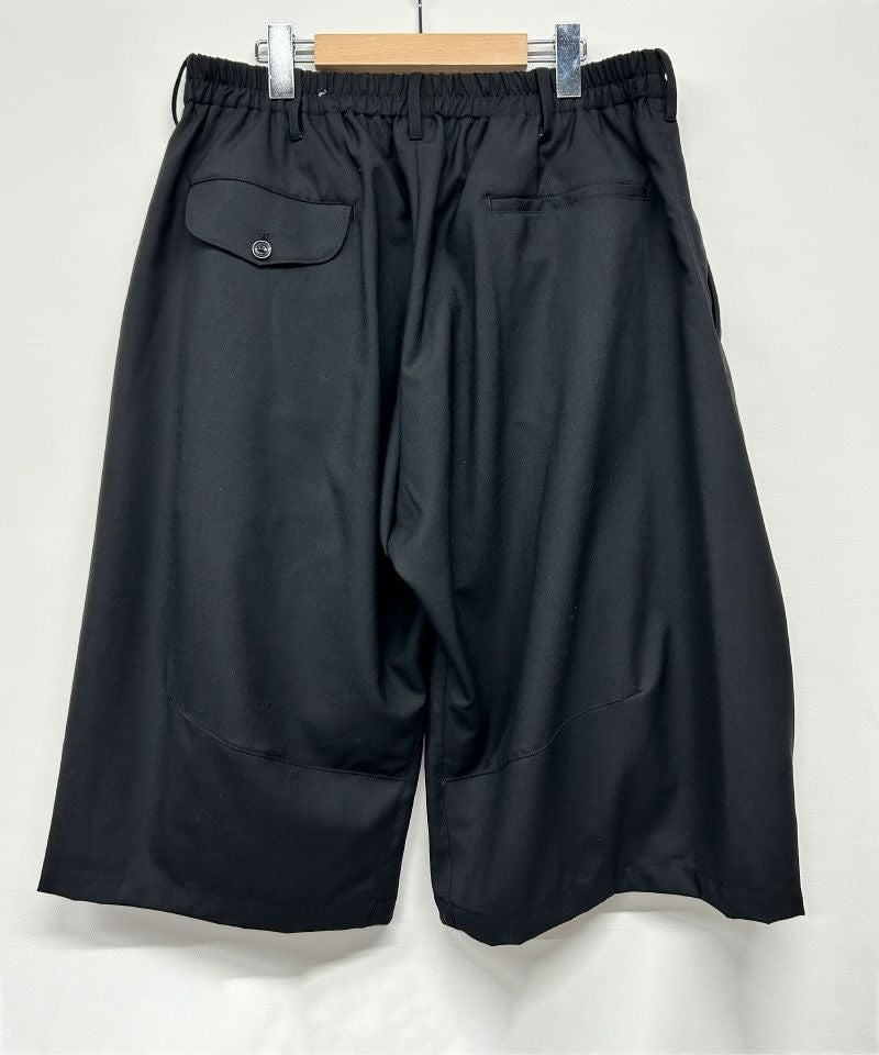 KHOKI＞Pleated Balloon Dress Shorts | MAKES ONLINE STORE