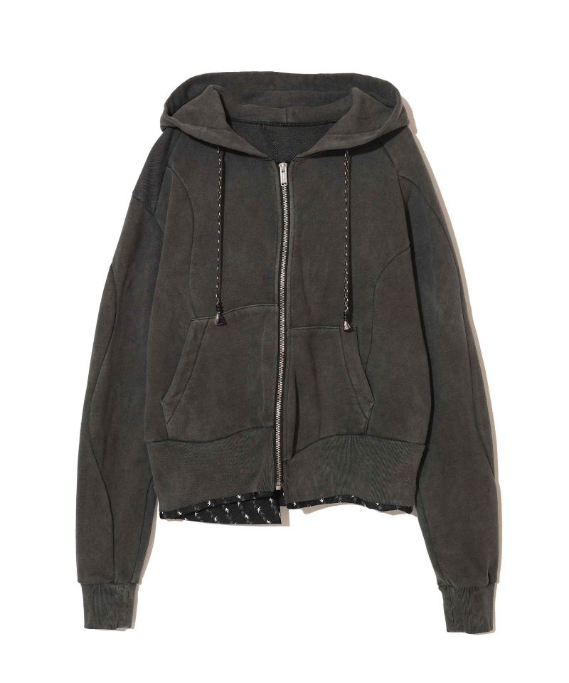 ＜UNDERCOVER＞ピグメント加工ウラケジップパーカー