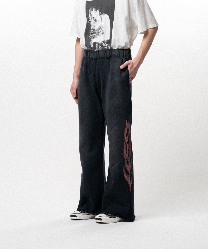 KAMIYA＞“CRAYON FLAME” Bootcut Sweat Pants | MAKES ONLINE STORE