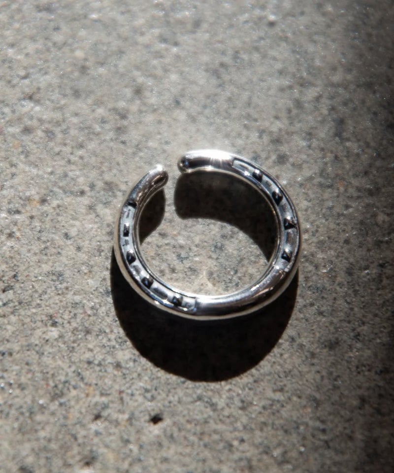 ＜The Letters＞HORSESHOE RING