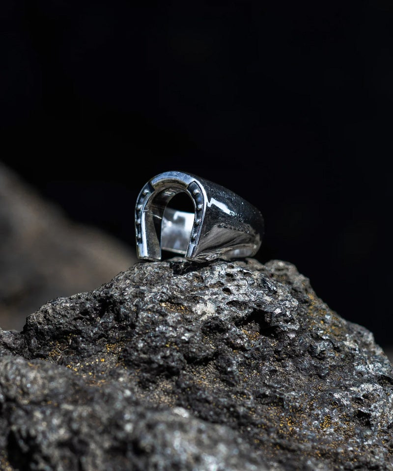 ＜The Letters＞HORSESHOE SIGNET RING