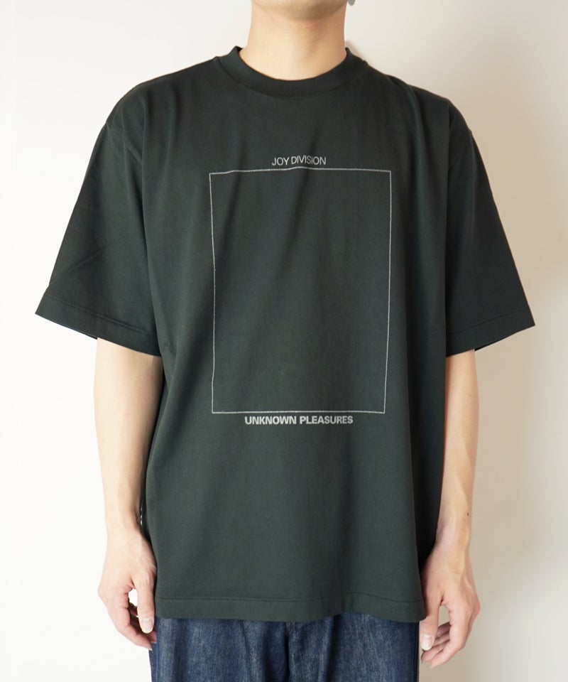 blurhmsROOTSTOCK＞JD UNKNOWN PLEASURES Square WIDE | MAKES ONLINE