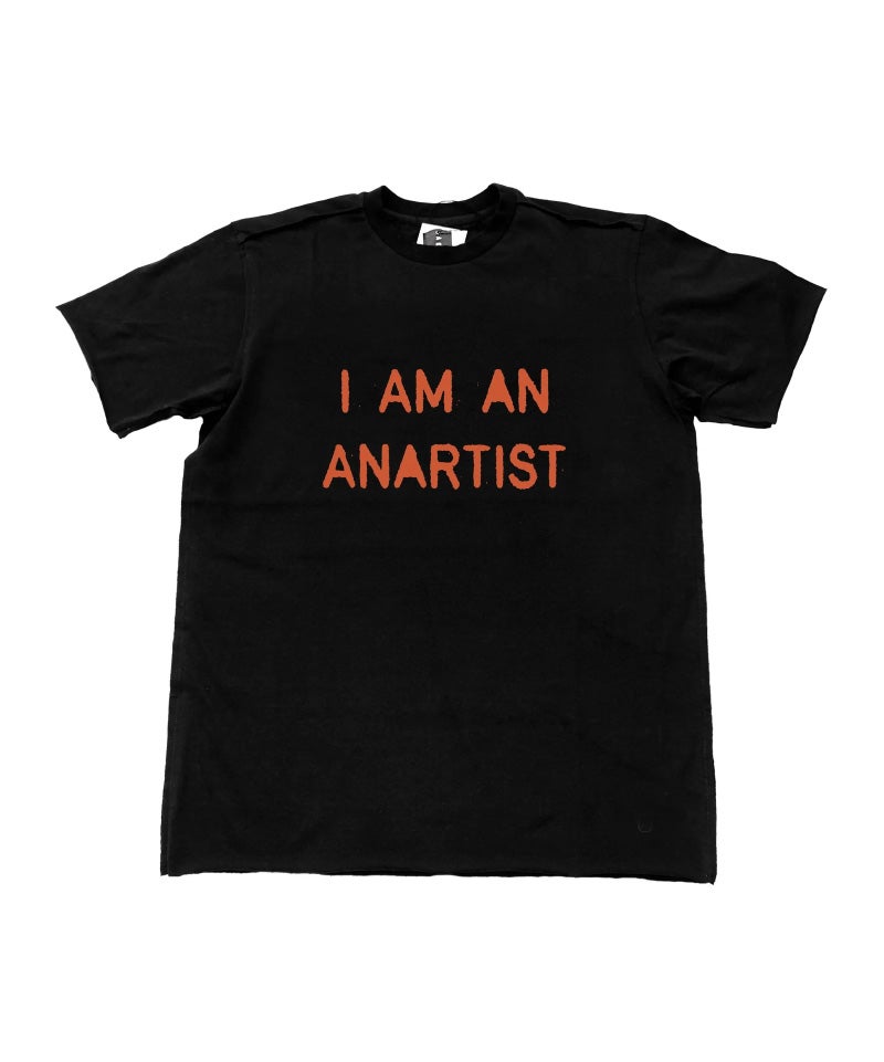 ＜AKA SIX＞T-SHIRT - BLACK/ANARTIST NEW