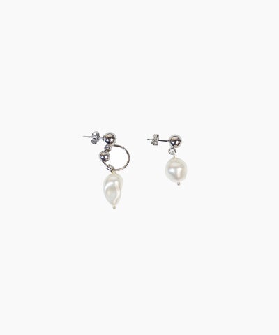 Abel Pearl Earrings