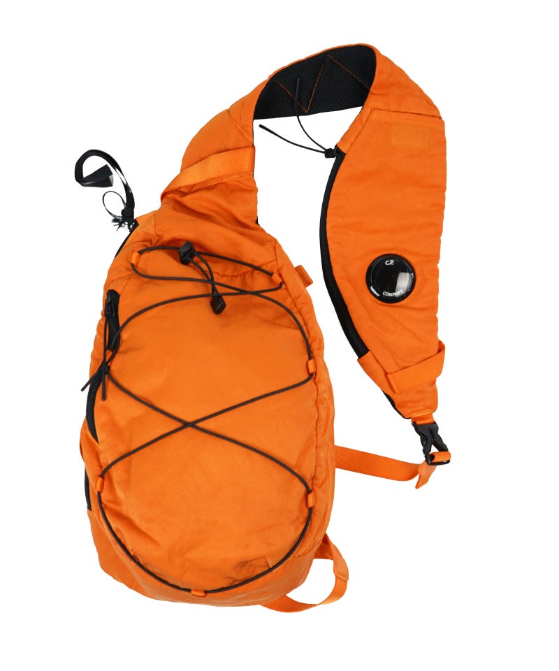 C.P. COMPANY＞NYLON B CROSSBODY BACKPACK | MAKES ONLINE STORE