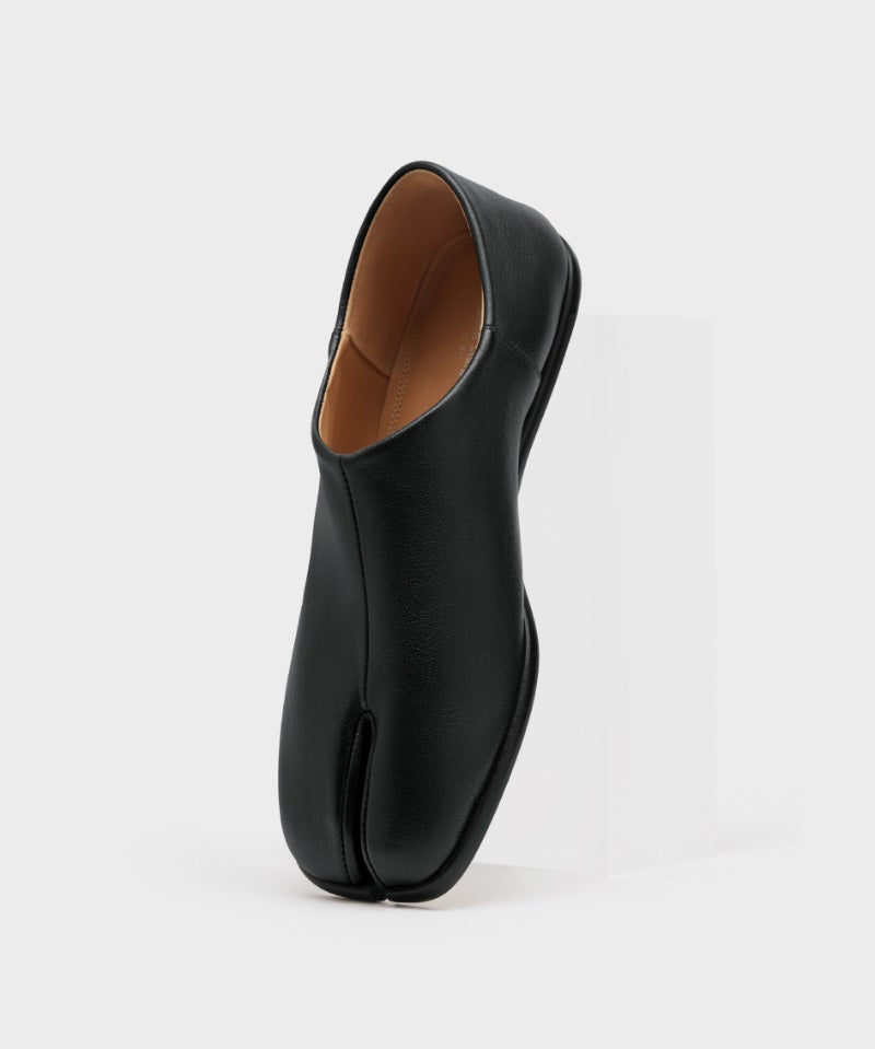 Maison Margiela＞TABI BABOUCHE | MAKES ONLINE STORE