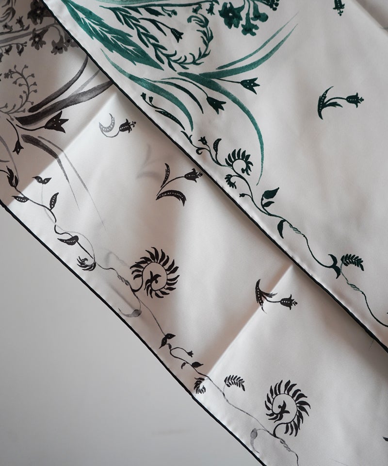 Mame Kurogouchi＞Hand Printed Silk Scarf | MAKES ONLINE STORE