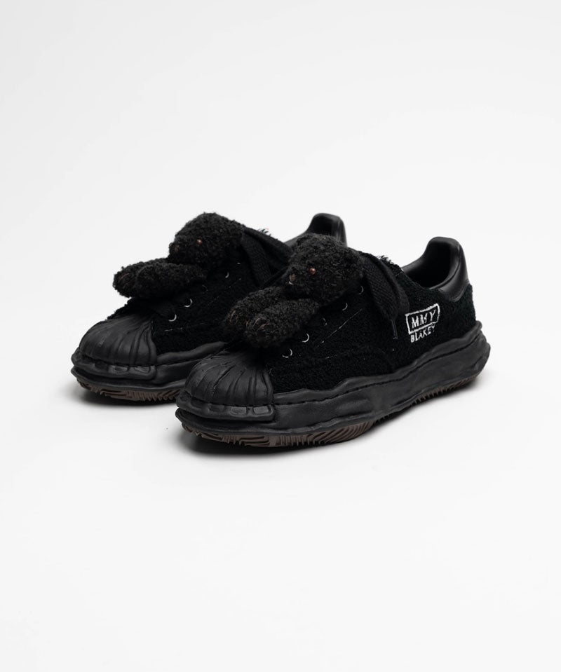MAISON MIHARAYASUHIRO＞BLAKEY EMBROIDERED LOW-TOP SNEAKERS | MAKES
