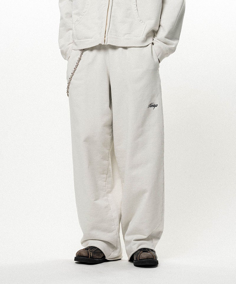KAMIYA＞Embroidered Wide Sweat Pants | MAKES ONLINE STORE